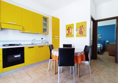 Casa Vacanze Appartamento Iris Ap In Villa Le Palme